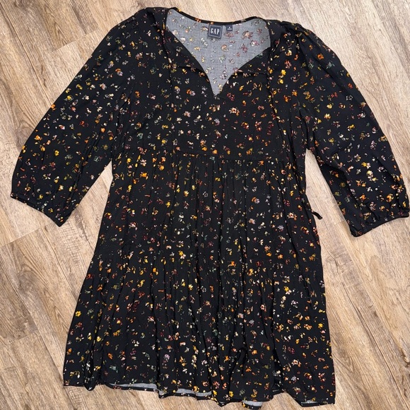 GAP • Black Floral Trapeze Dress - Picture 3 of 13